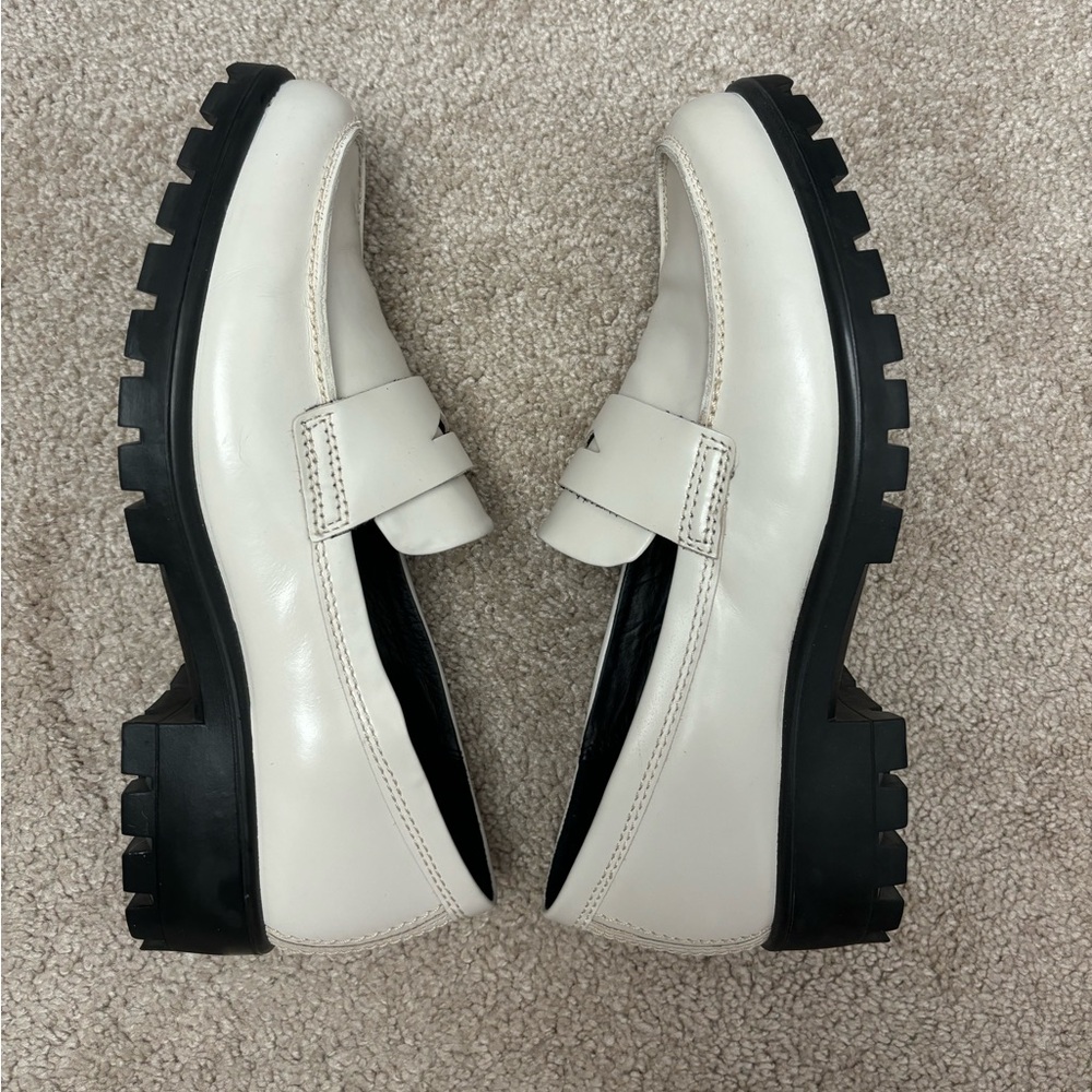 Ecco White Leather Platform Loafers